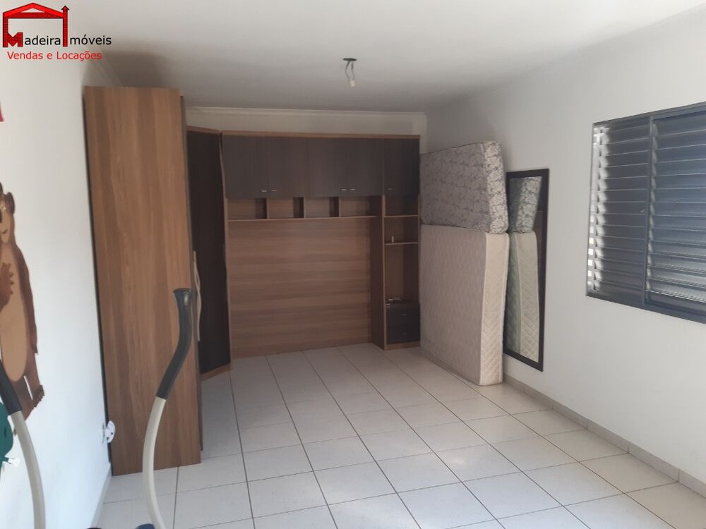 Sobrado, 3 quartos, 327 m² - Foto 2