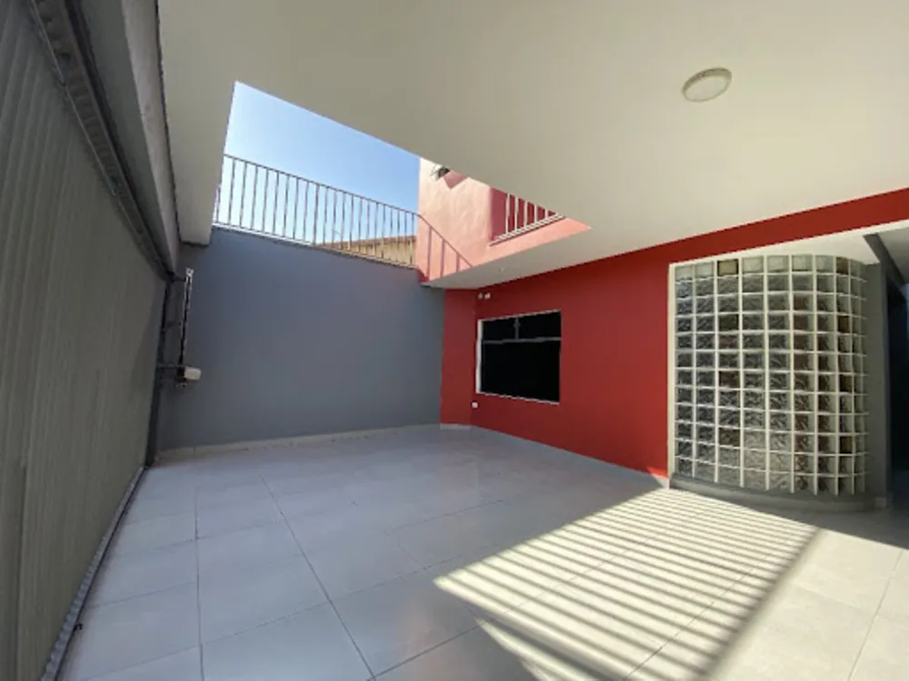 Casa, 3 quartos, 246 m² - Foto 2
