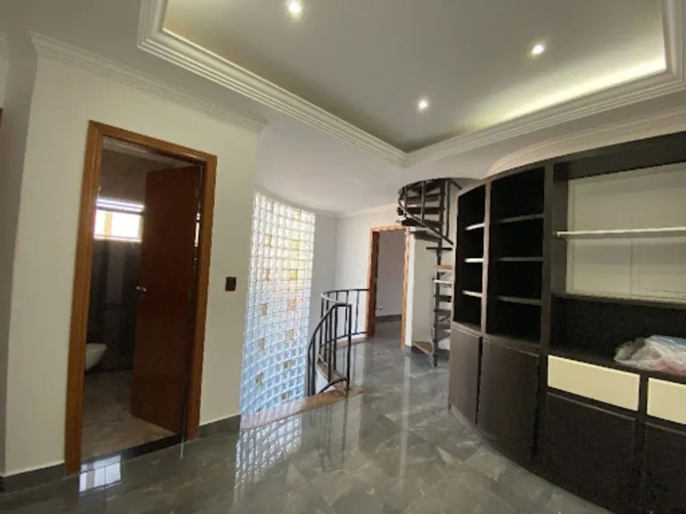 Casa, 3 quartos, 246 m² - Foto 3
