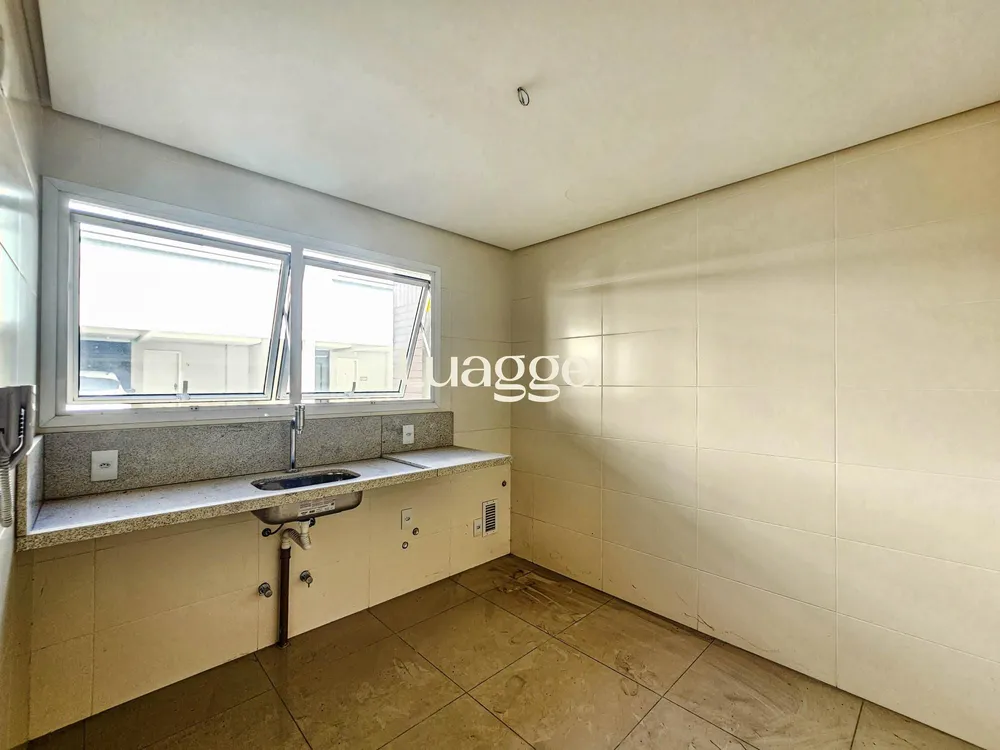 Casa, 4 quartos, 251 m² - Foto 4