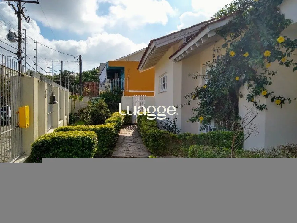 Casa, 3 quartos, 266 m² - Foto 1