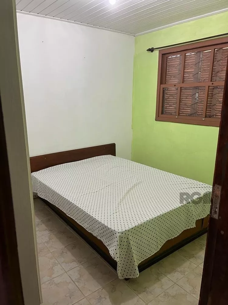 Casa à venda com 2 quartos, 69m² - Foto 4