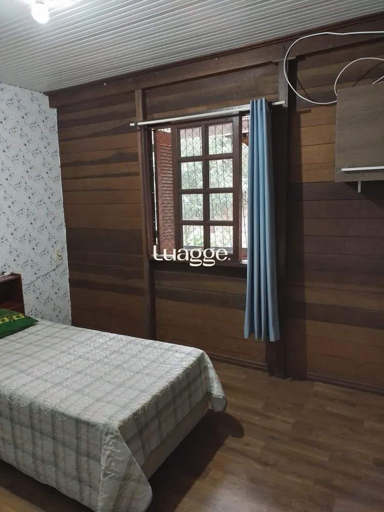 Casa, 4 quartos, 201 m² - Foto 1