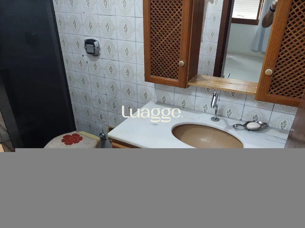 Casa, 5 quartos, 291 m² - Foto 2