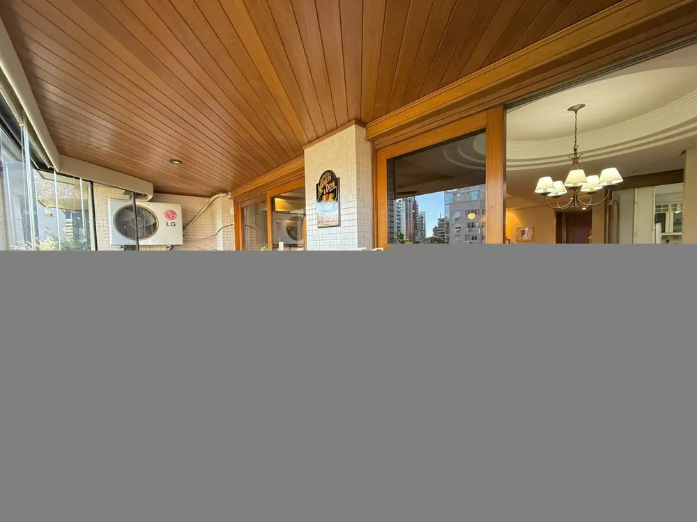 Apartamento, 3 quartos, 167 m² - Foto 2