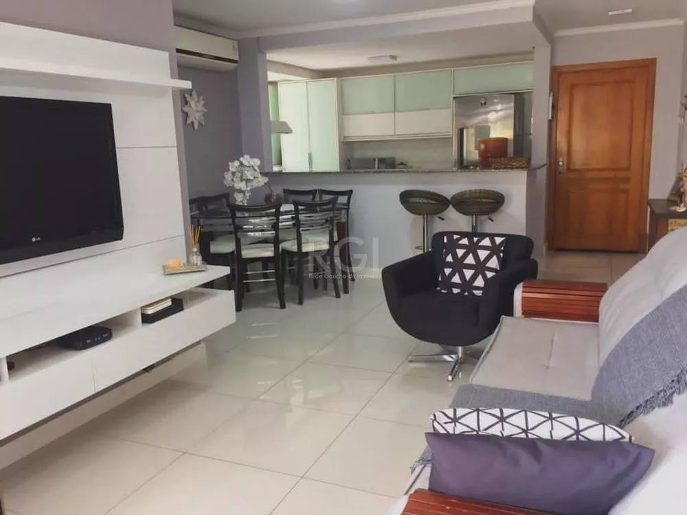 Apartamento à venda com 3 quartos, 147m² - Foto 1