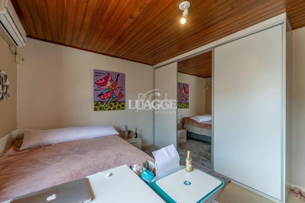 Casa de Condomínio à venda com 3 quartos, 161m² - Foto 4