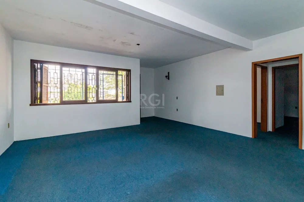 Casa à venda com 3 quartos, 295m² - Foto 3