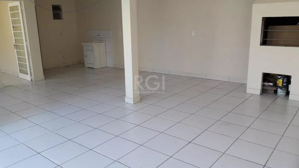 Casa à venda com 3 quartos, 119m² - Foto 3