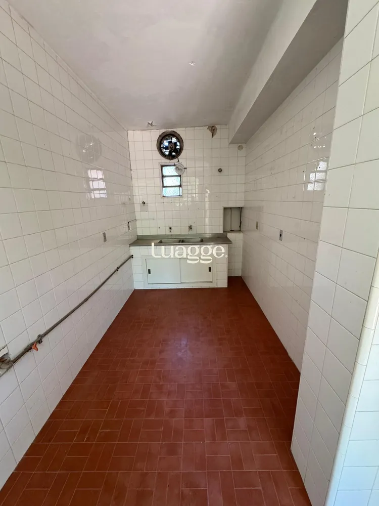 Casa, 3 quartos, 244 m² - Foto 1