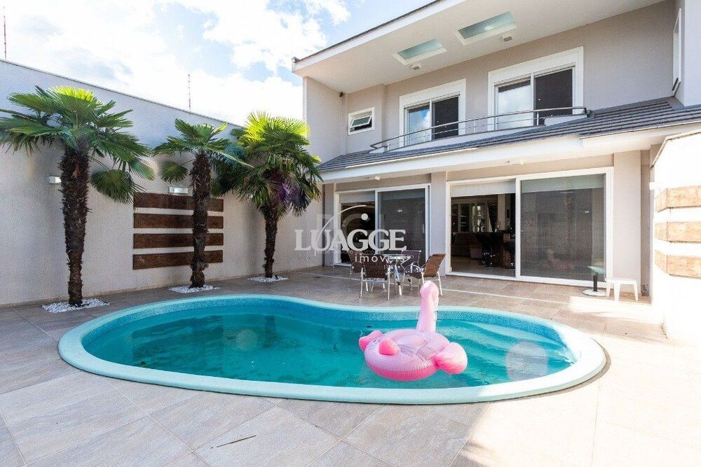Casa à venda com 4 quartos, 464m² - Foto 1