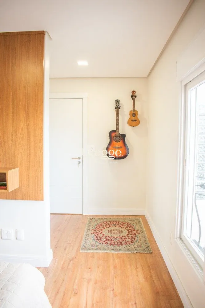 Casa, 4 quartos, 244 m² - Foto 2