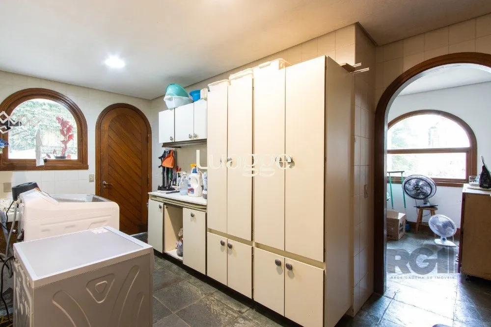 Casa, 4 quartos, 646 m² - Foto 1