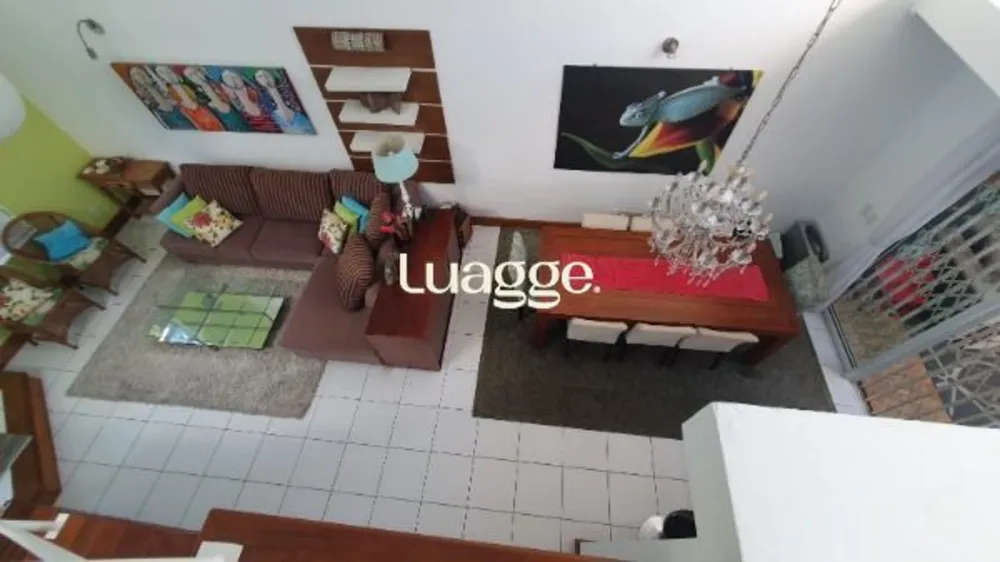 Casa, 3 quartos, 219 m² - Foto 1