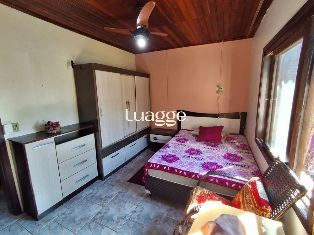 Casa, 4 quartos, 72 m² - Foto 1