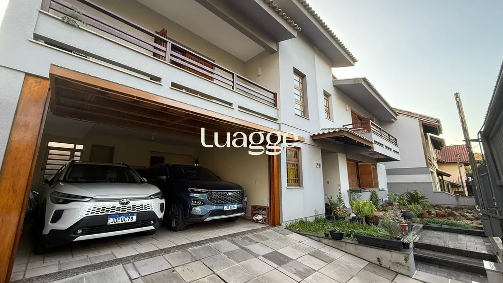 Casa, 3 quartos, 280 m² - Foto 1