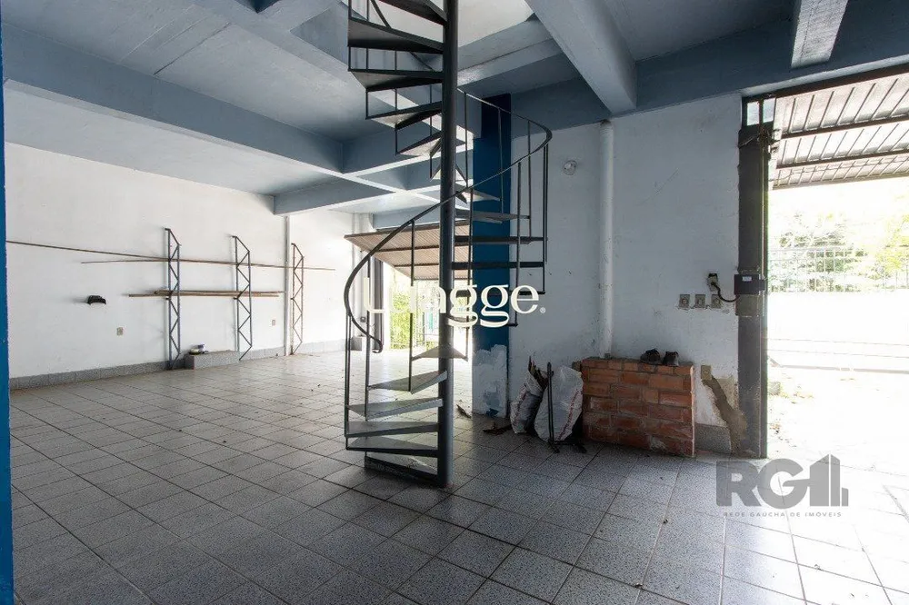 Casa, 3 quartos, 241 m² - Foto 2