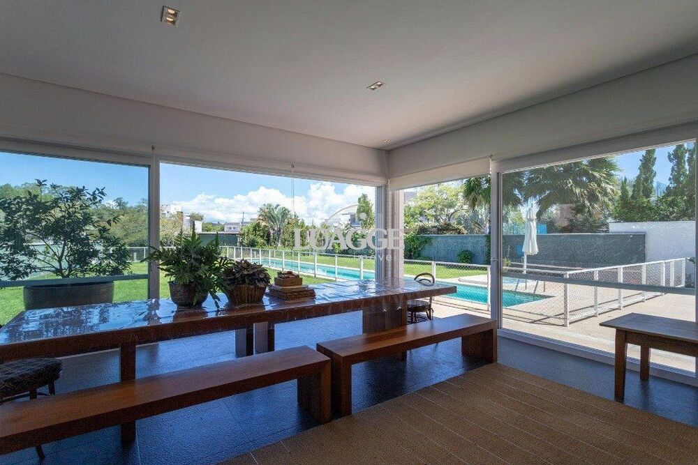 Casa de Condomínio à venda com 5 quartos, 405m² - Foto 3