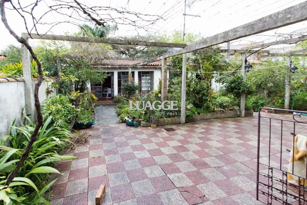 Casa à venda com 4 quartos, 230m² - Foto 3