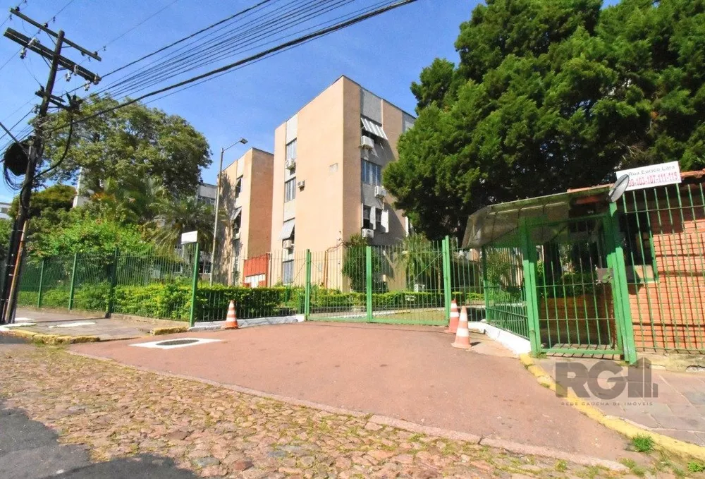 Apartamento à venda com 2 quartos, 69m² - Foto 1