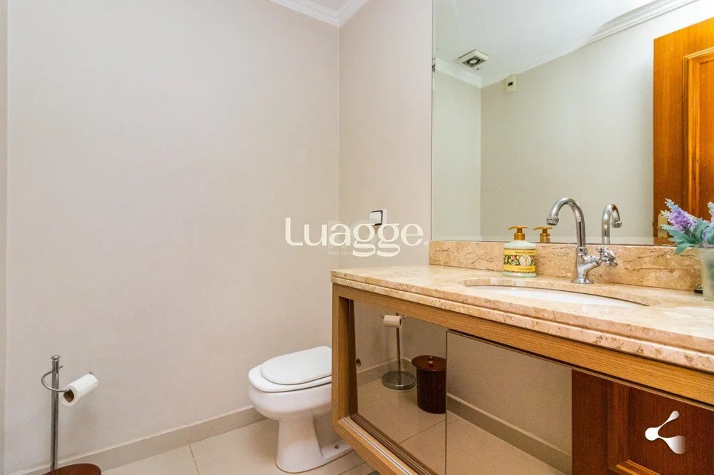 Apartamento, 3 quartos, 192 m² - Foto 1