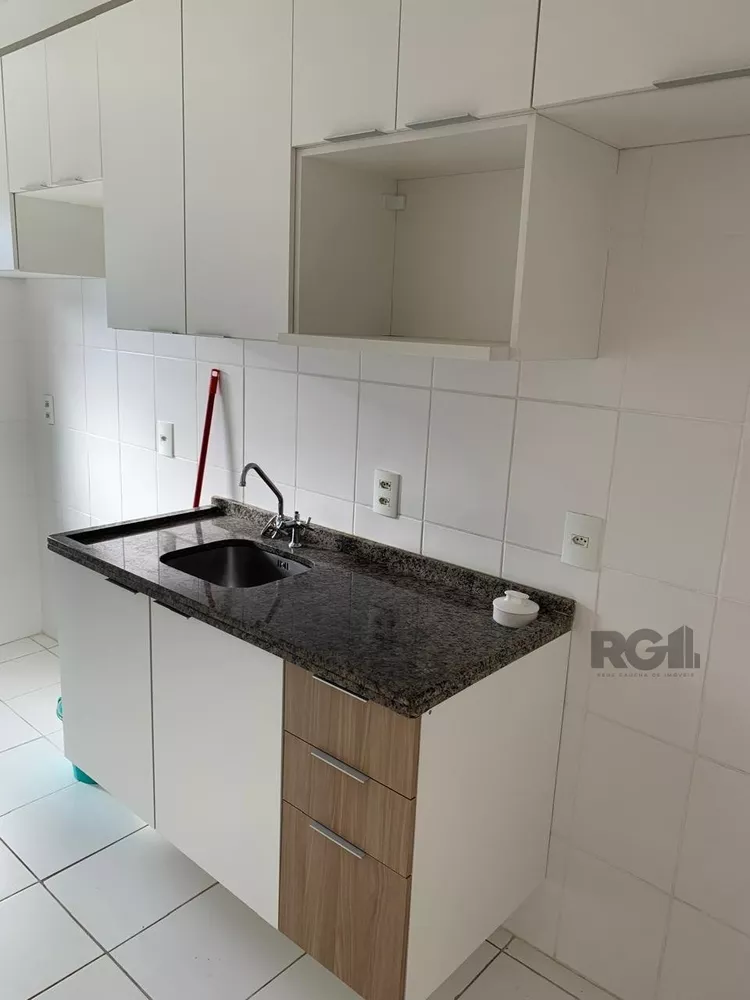 Apartamento à venda com 3 quartos, 69m² - Foto 2