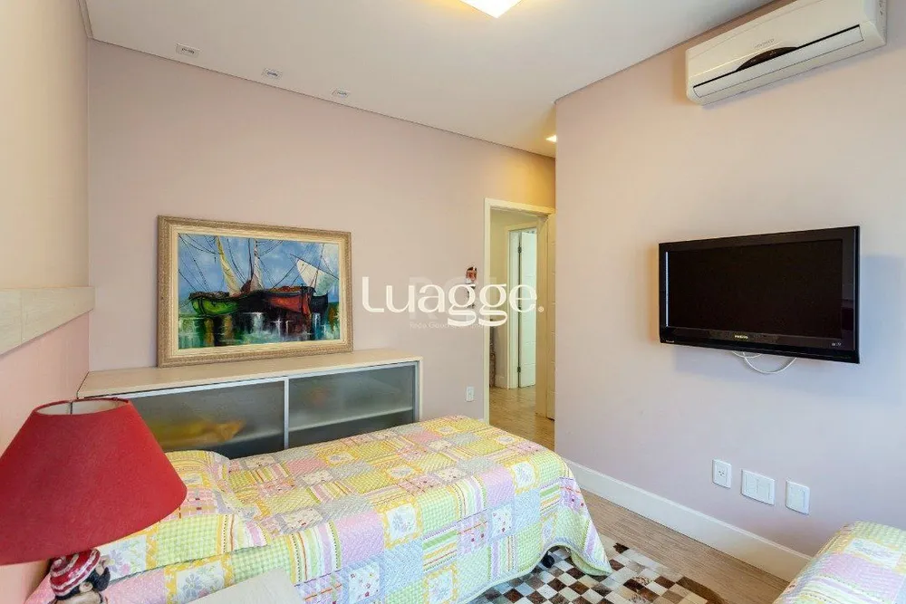 Casa de Condomínio, 5 quartos - Foto 1