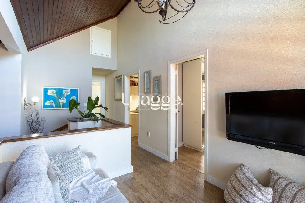 Casa, 4 quartos, 287 m² - Foto 2
