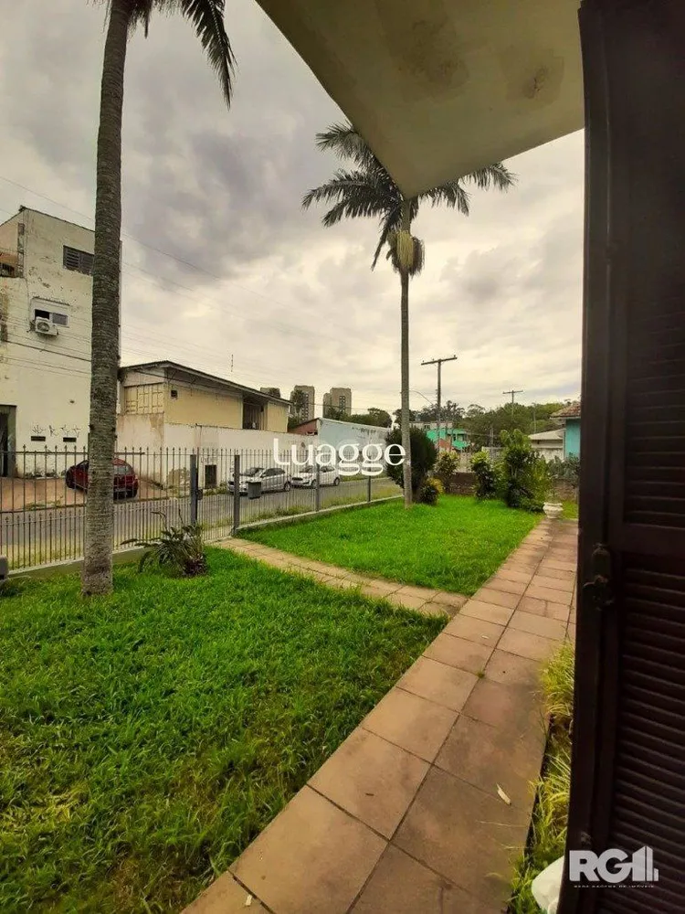 Casa, 3 quartos, 251 m² - Foto 2