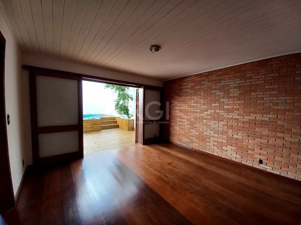 Casa à venda com 3 quartos, 223m² - Foto 5