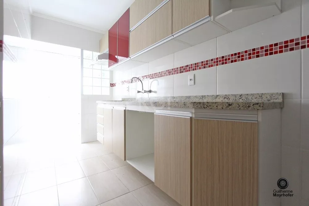 Apartamento à venda com 2 quartos, 72m² - Foto 4