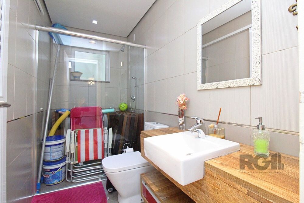Casa à venda com 3 quartos, 219m² - Foto 3