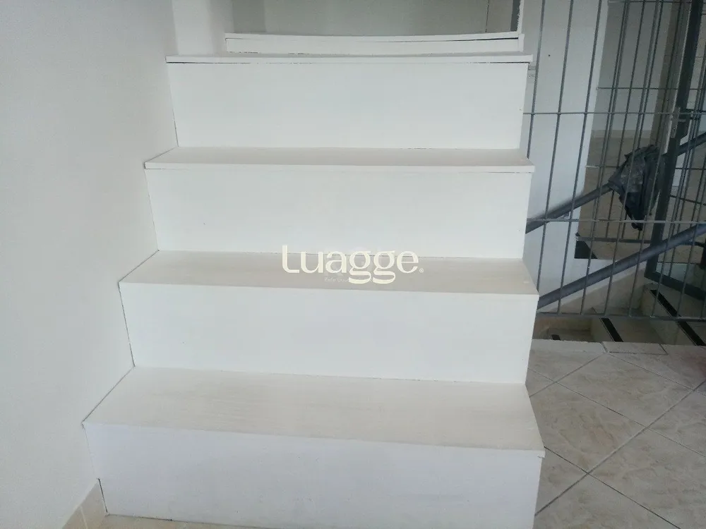 Casa, 3 quartos, 250 m² - Foto 1
