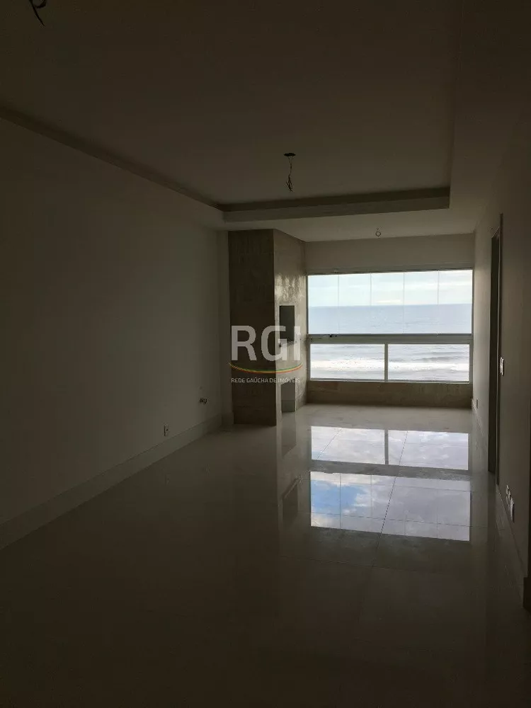 Apartamento à venda com 3 quartos, 82m² - Foto 3