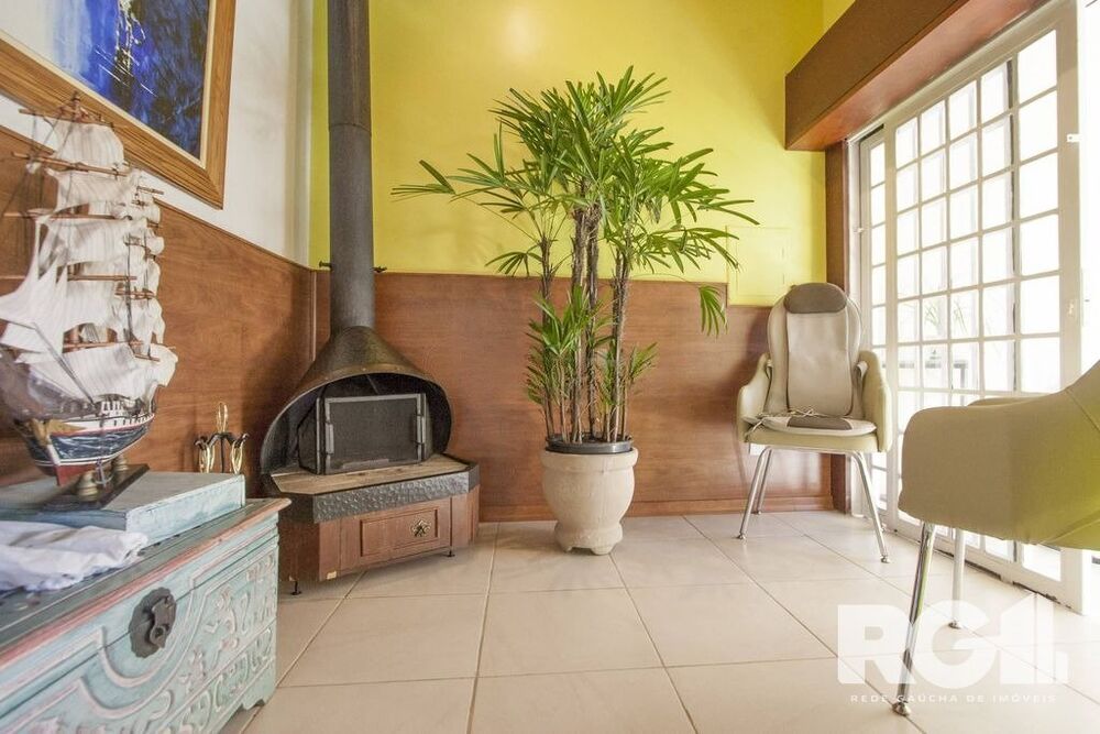 Casa à venda com 3 quartos, 234m² - Foto 4