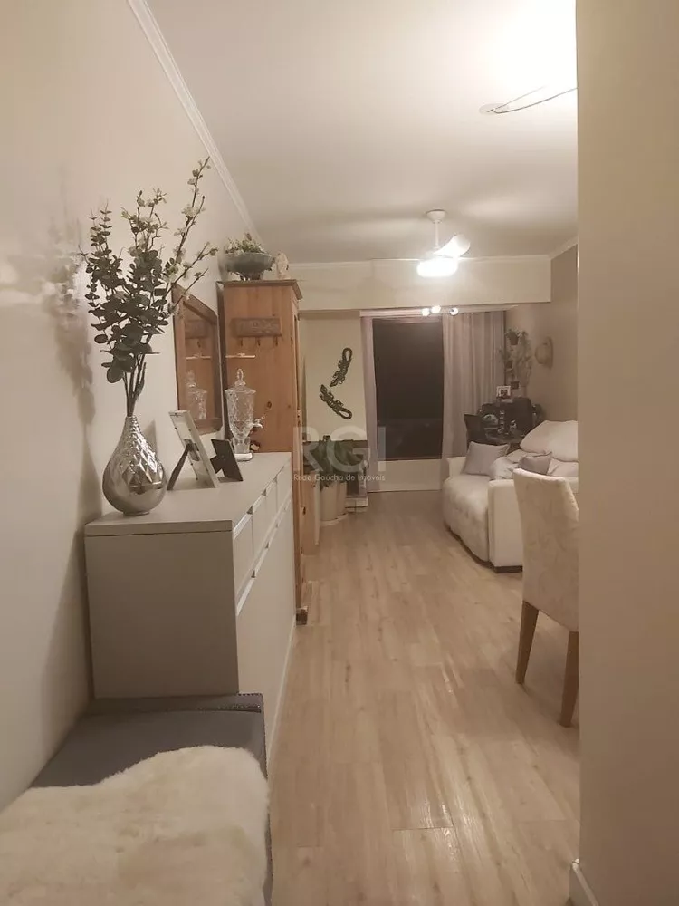 Apartamento à venda com 3 quartos, 83m² - Foto 2