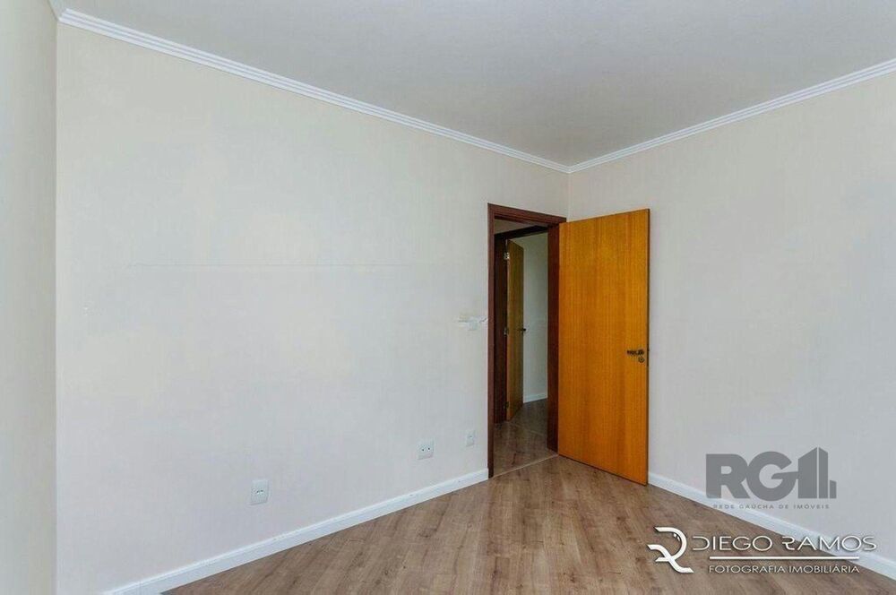 Apartamento à venda com 2 quartos, 69m² - Foto 2