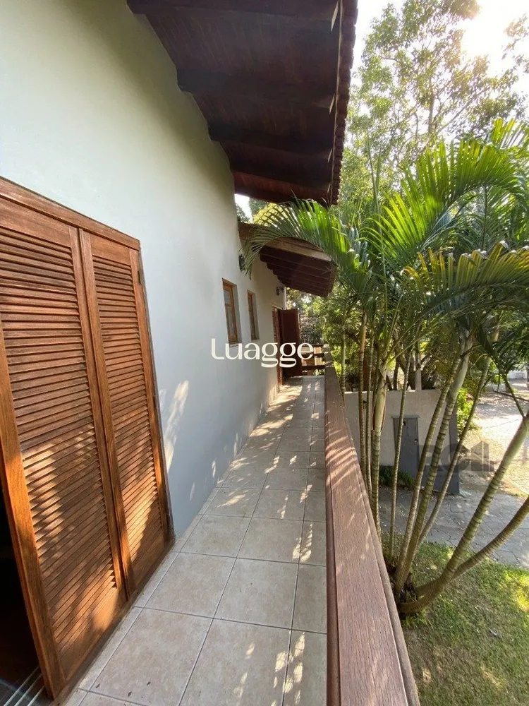 Cobertura, 3 quartos, 263 m² - Foto 2