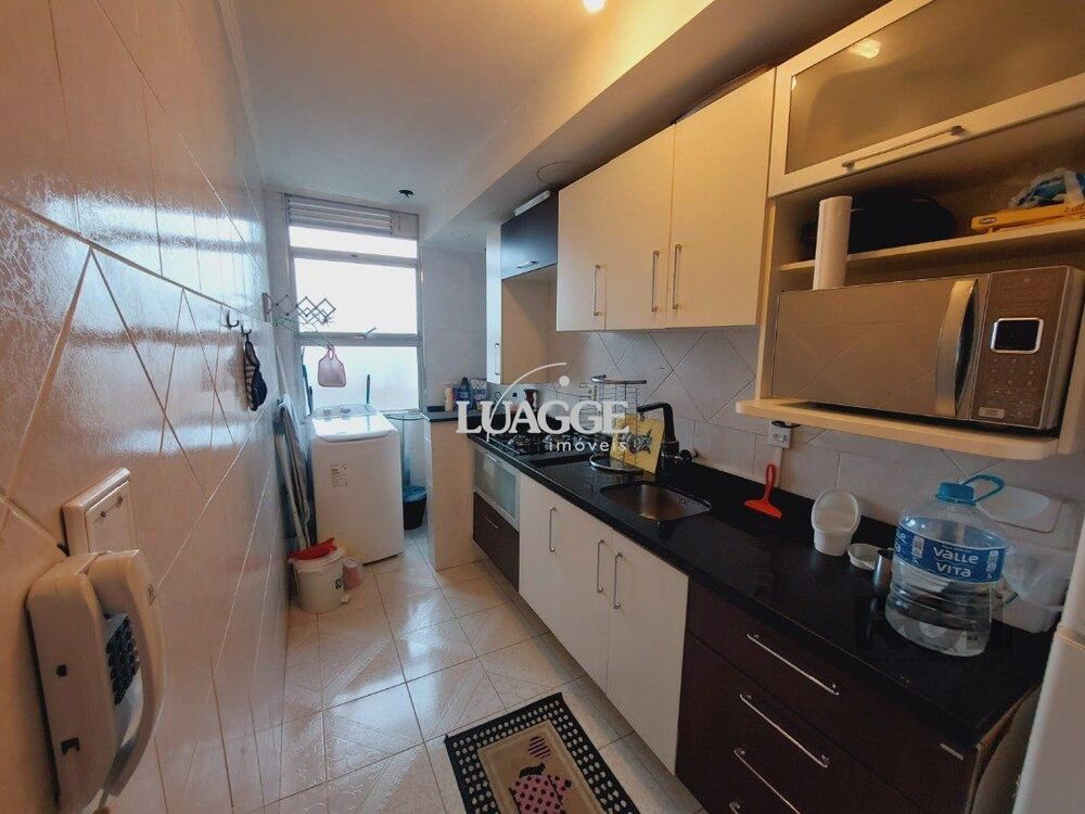 Apartamento à venda com 2 quartos, 63m² - Foto 3