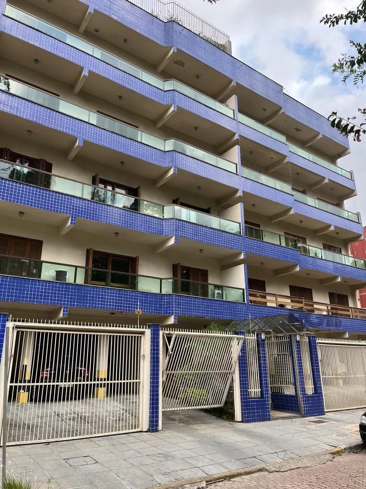 Apartamento à venda com 3 quartos, 131m² - Foto 1