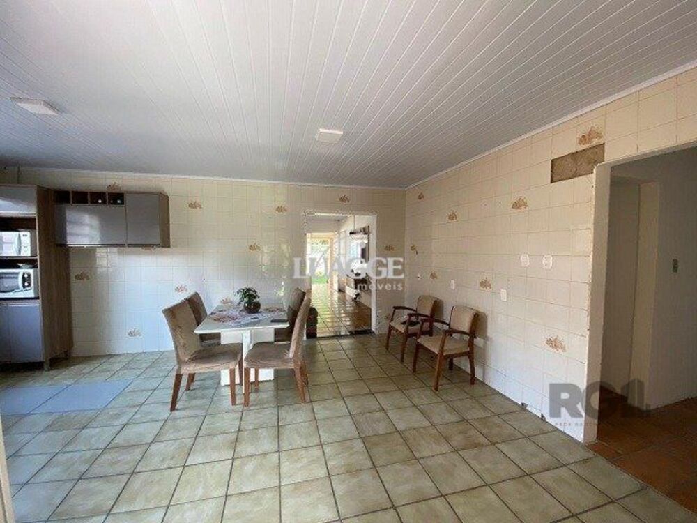Casa à venda com 2 quartos, 69m² - Foto 3