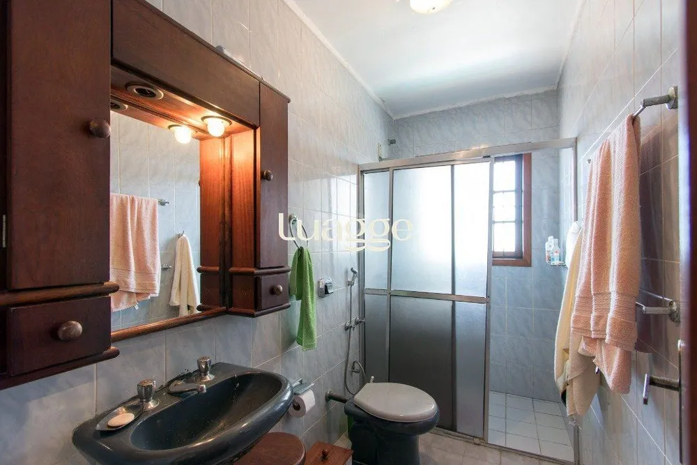 Casa, 3 quartos, 252 m² - Foto 1