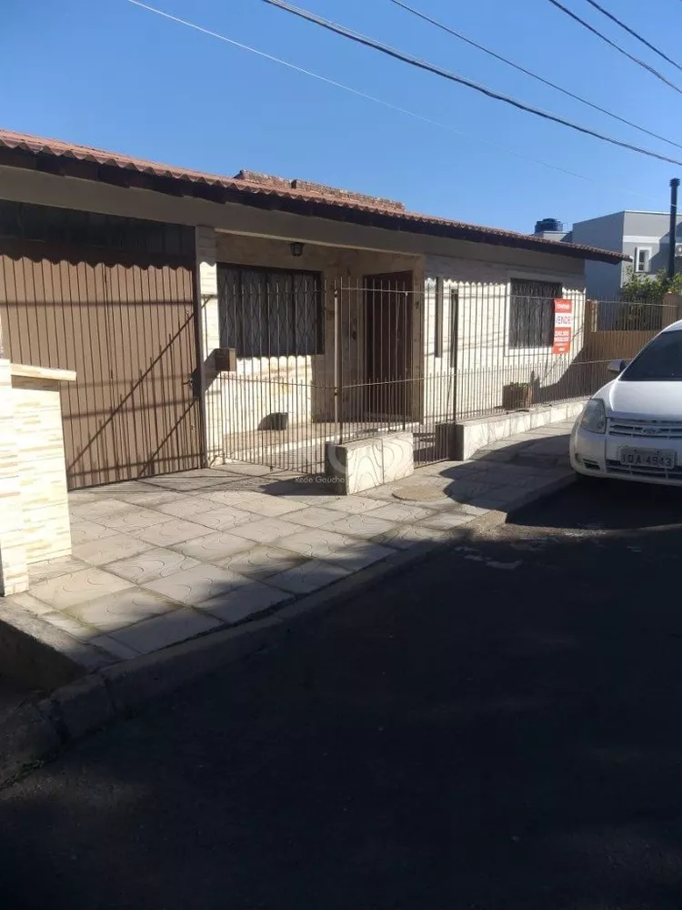 Casa à venda com 2 quartos, 97m² - Foto 1