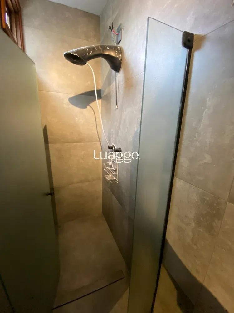 Casa, 4 quartos, 270 m² - Foto 4