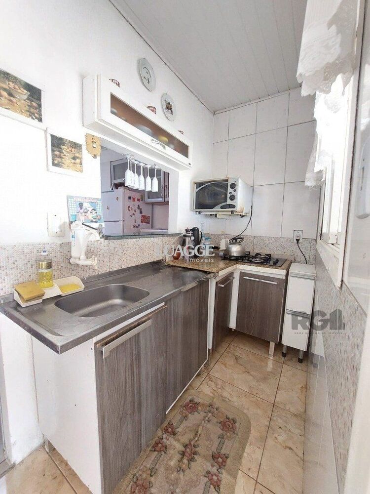 Casa à venda com 4 quartos, 87m² - Foto 4