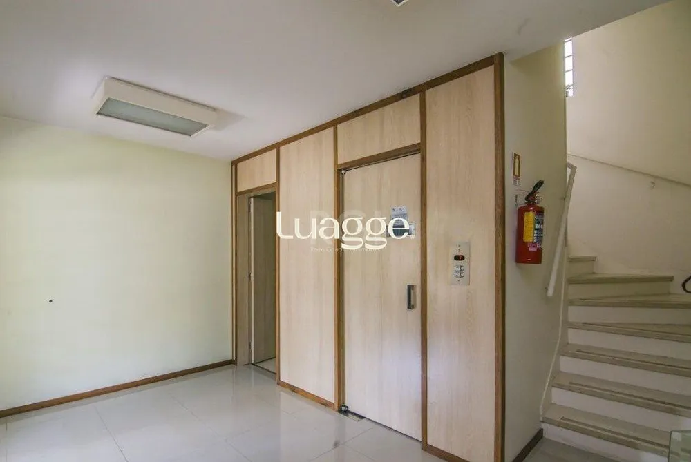 Casa, 3 quartos, 301 m² - Foto 1