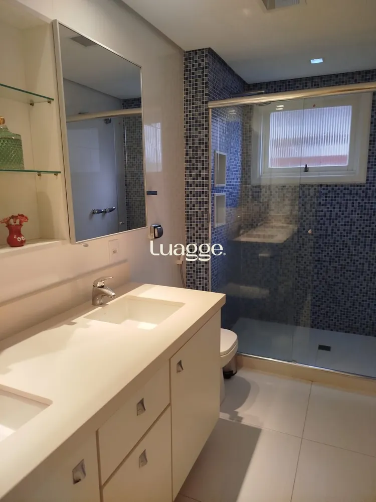 Apartamento, 3 quartos, 209 m² - Foto 4