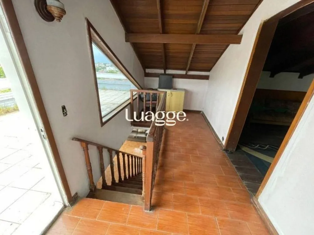 Sobrado, 4 quartos, 681 m² - Foto 2