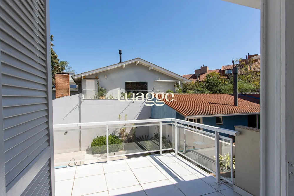 Casa, 4 quartos, 309 m² - Foto 1