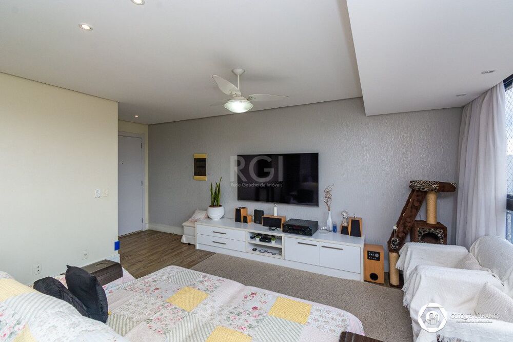 Apartamento à venda com 3 quartos, 94m² - Foto 2